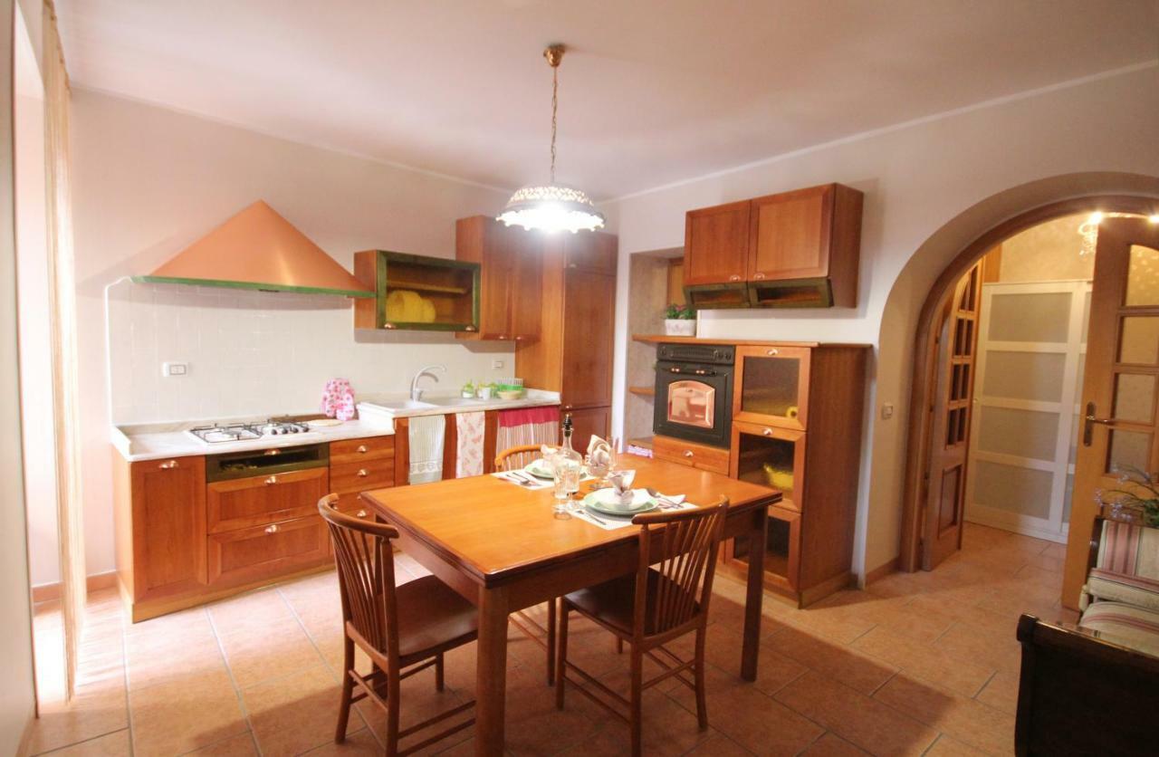 B&B Cortile Aurora Bronte Esterno foto