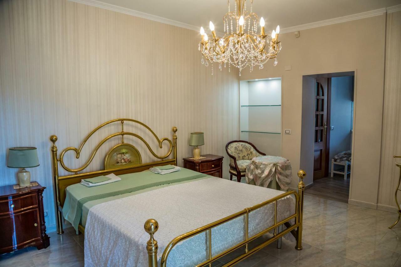 B&B Cortile Aurora Bronte Esterno foto